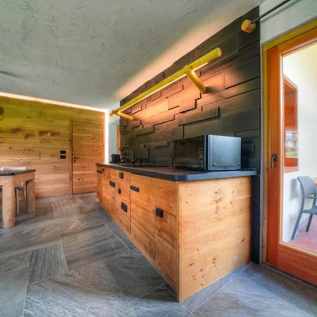 Tana Del Picchio Apartment *